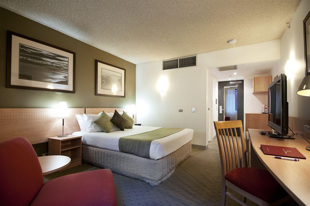 Lancemore Crossley St. Melbourne Luaran gambar A typical room at the hotel