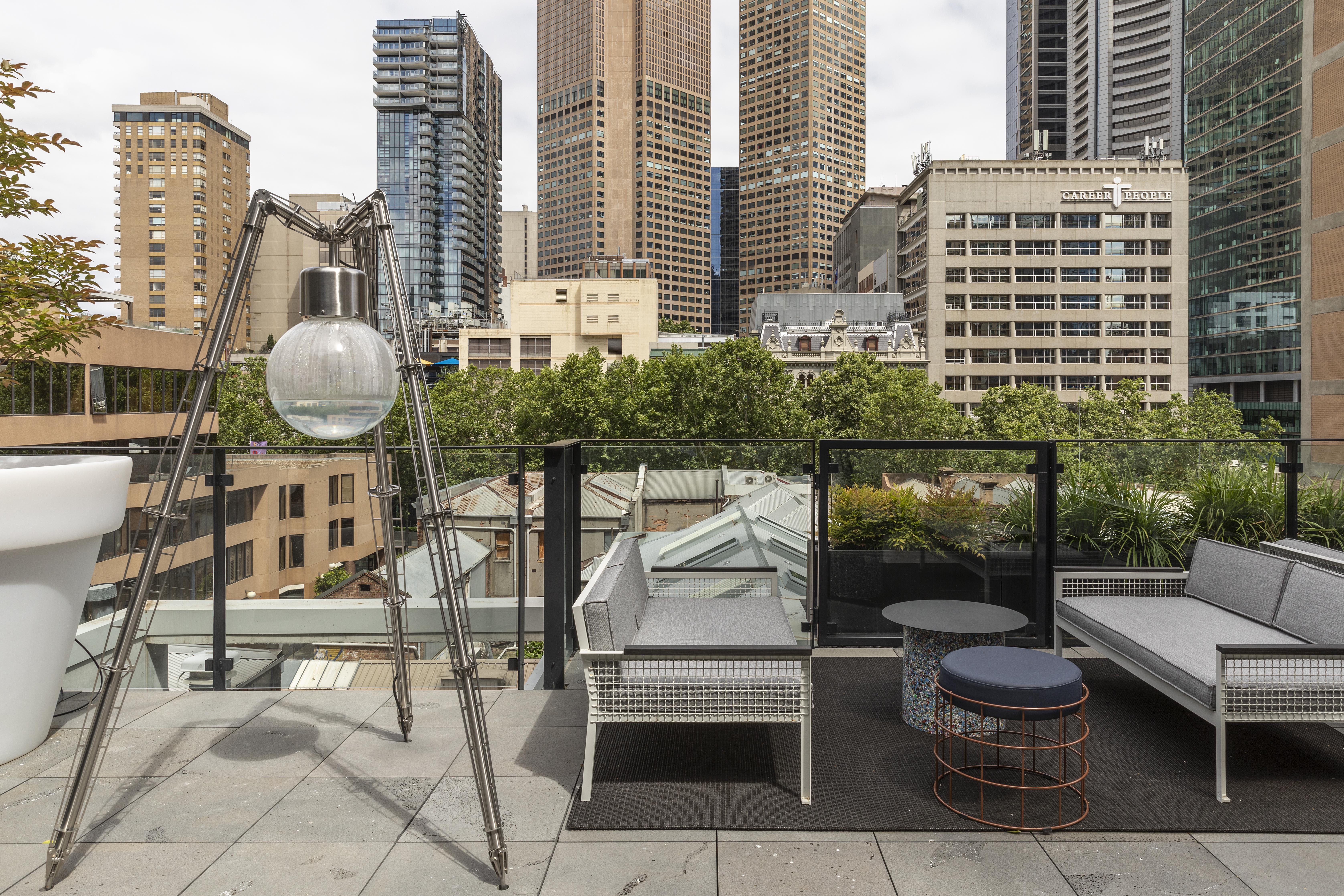 Lancemore Crossley St. Melbourne Luaran gambar The rooftop pool at the Hotel